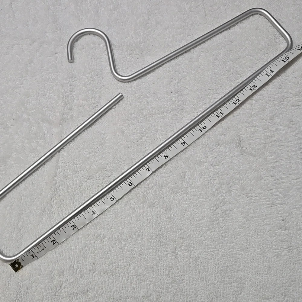 Silvery Metal Hangers Set - 3